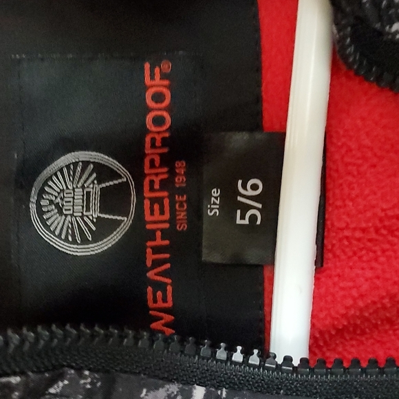 Winter jacket - Picture 3 of 5